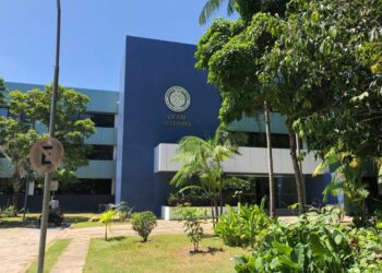 UFAM abre inscrição em curso de proficiência em Inglês e Espanhol