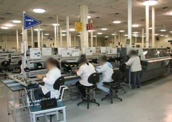 Operadores De Produção Com Curso De TBO Para Indústria De Eletroeletrônico