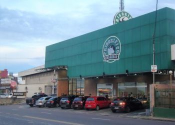 Frigorífico Amazonas seleciona Auxiliar de cozinha; Envie seu currículo!